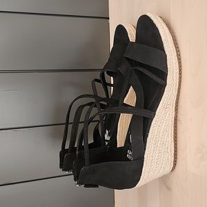 NEW Eileen Fisher Wanda Strappy Leather Wedge Black Espadrille Sandal Size 11